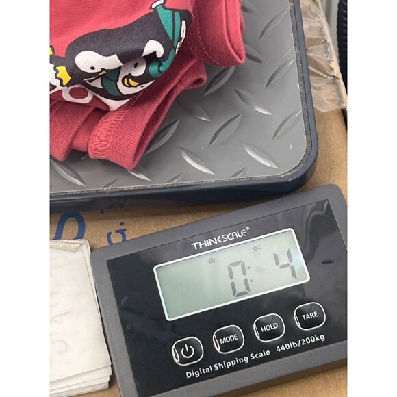 Life Is Good Kids T-Shirt Size Medium Penguins "Shine On" Graphic Faded Red NWT - Picture 5 of 5